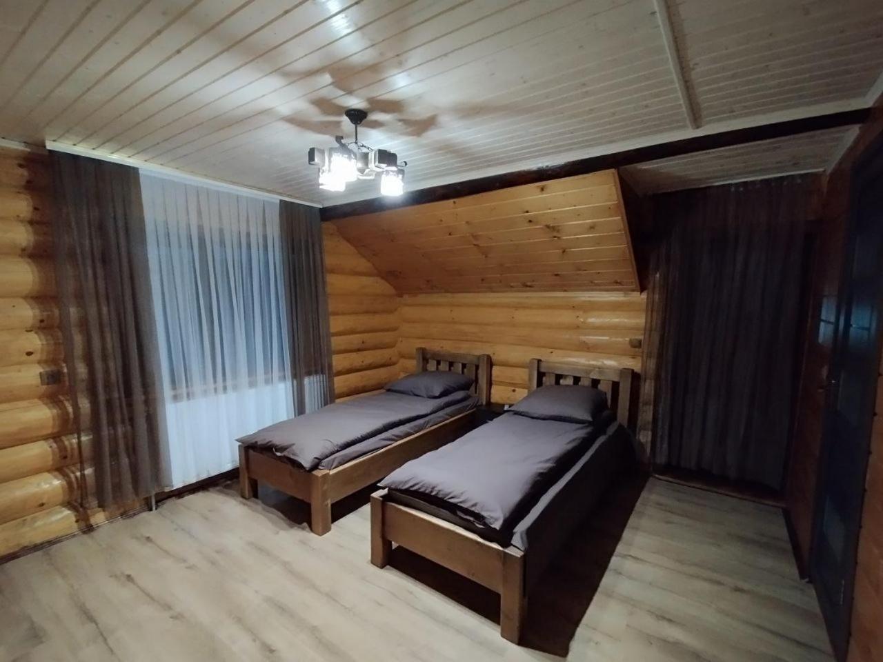 Садиба У Пасічника Guest House Pilipets Luaran gambar